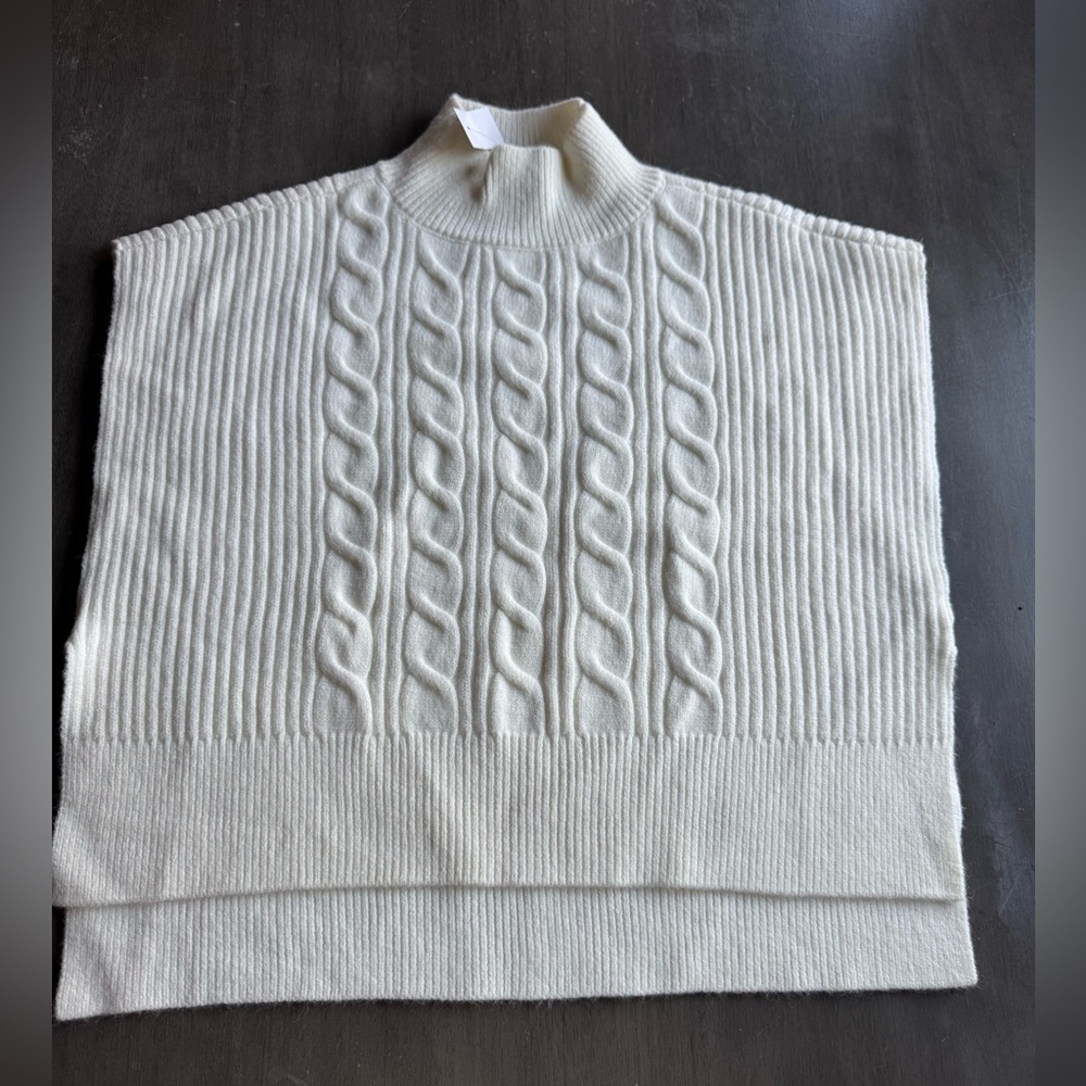 Ann Taylor Ivory Cable Knit Turtleneck Sweater